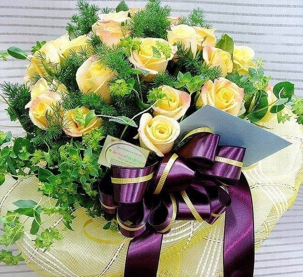 Shop hoa Pleiku sẽ khiến bạn bị “đắm say” bởi sự đa dạng và đẹp mắt của những bó hoa tinh tế, đem lại niềm vui cho người nhận.