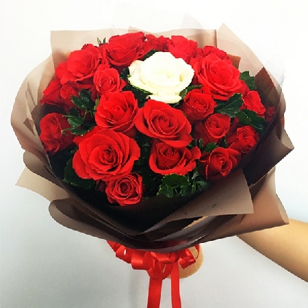 Hoa mừng sinh nhật đẹp Giỏ hoa hình trái tim G404  Điện hoa 24h