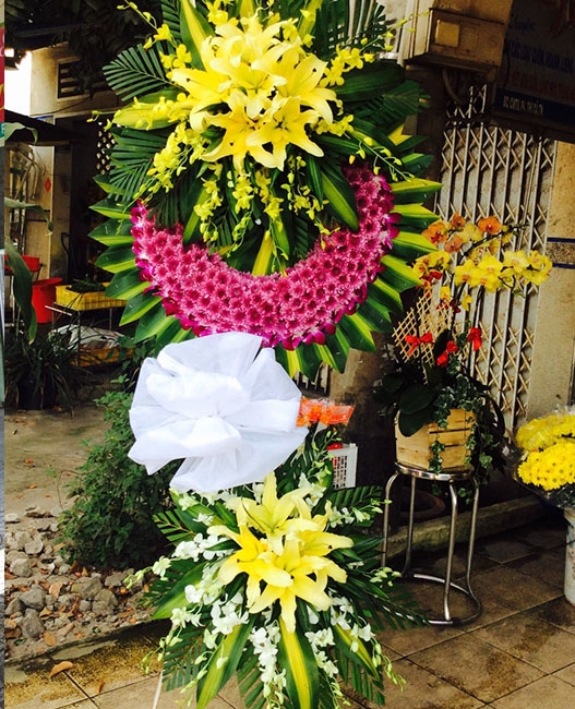 Mua hoa đám tang giá rẻ, giao hoa tận nơi nhanh chóng tại Đăk Nông