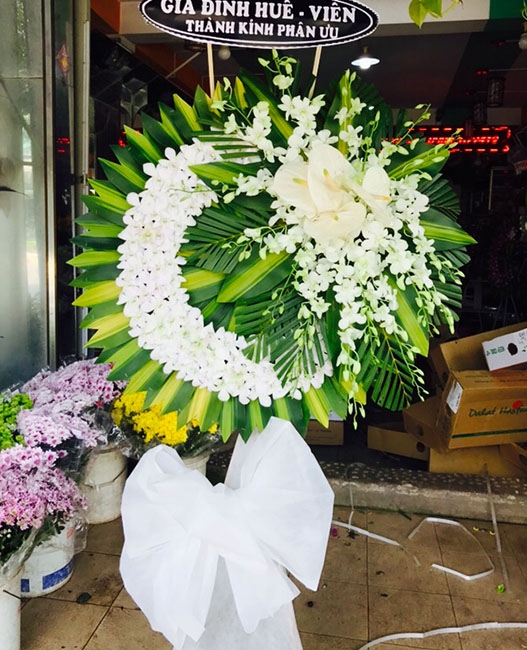 Điện hoa chia buồn đẹp, giao hoa tận nơi tại Phủ Lý, Hà Nam